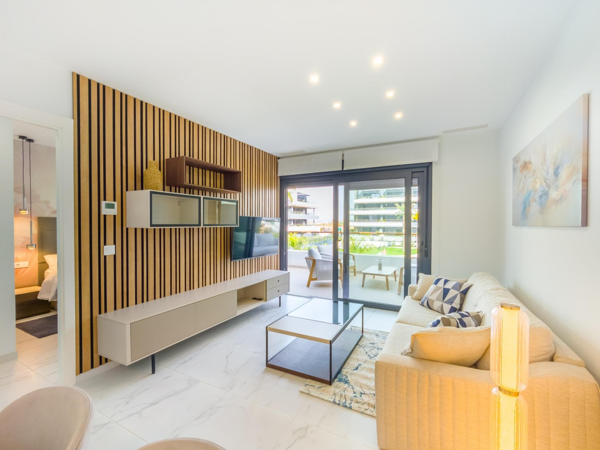 Apartment with solarium and terrace in an exclusive residential complex