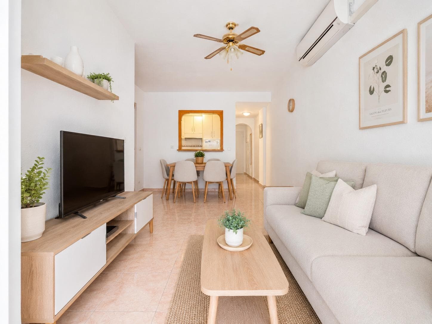Apartment with pool and garage parking, Parque de las Naciones, Torrevieja