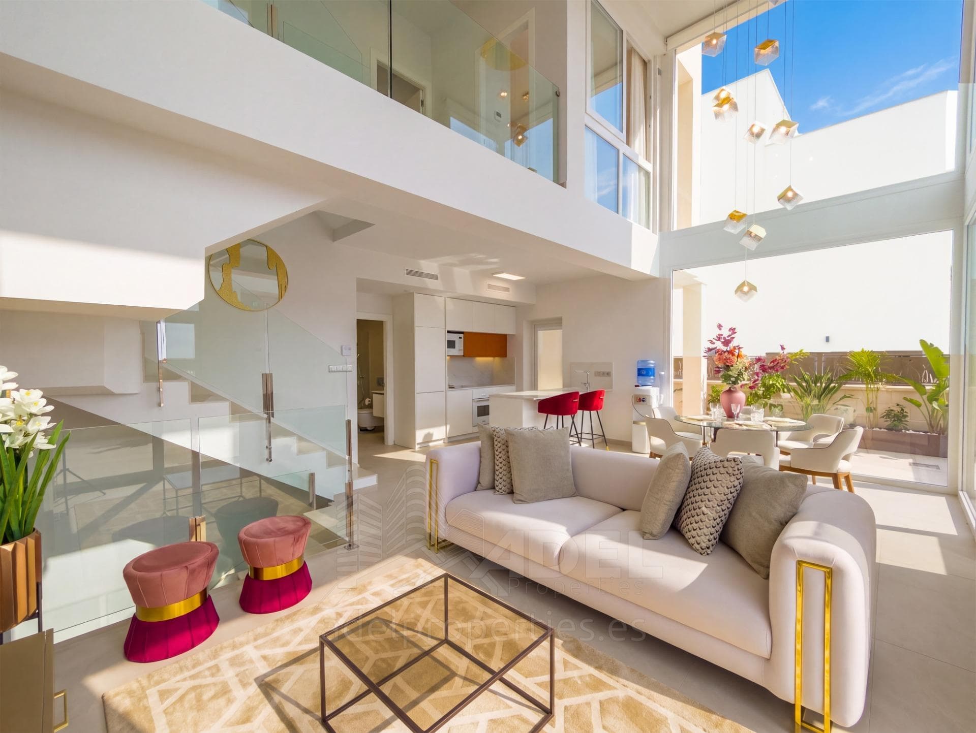 Modern Villa in Ciudad Quesada: Private Pool, Solarium and Basement