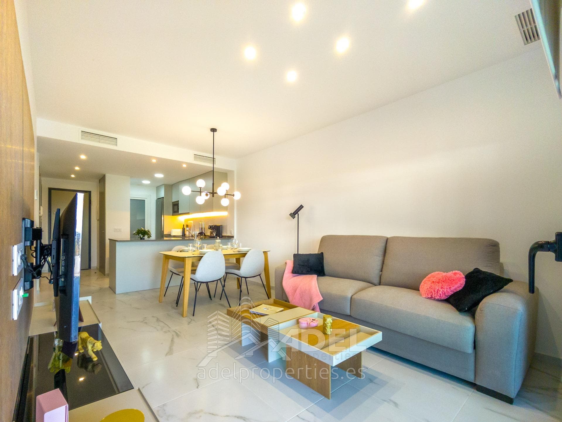 Modern apartment with garden in luxury complex 2