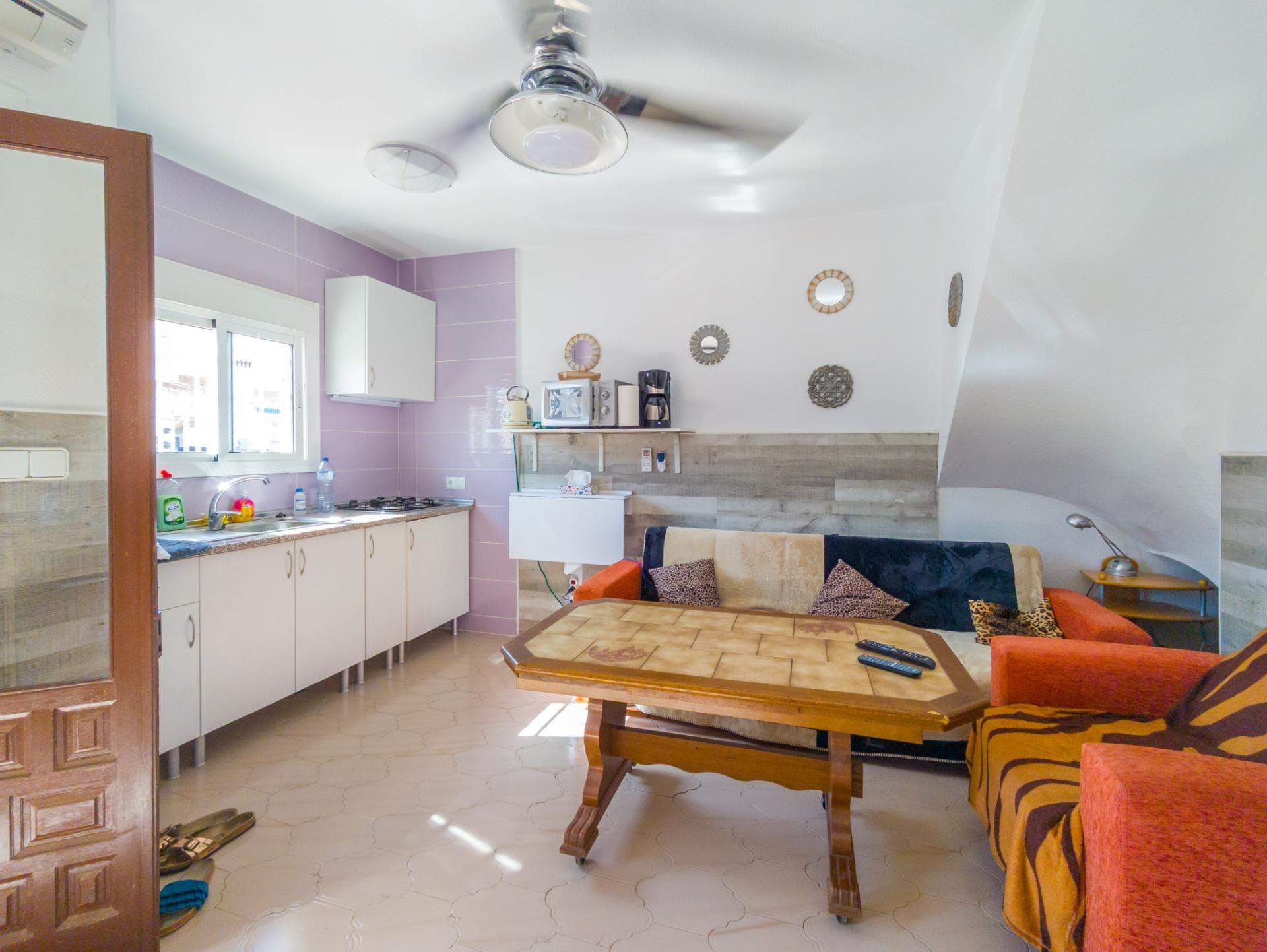 Top-floor bungalow in a gated residential complex with swimming pool, El Chaparral, Torrevieja 2